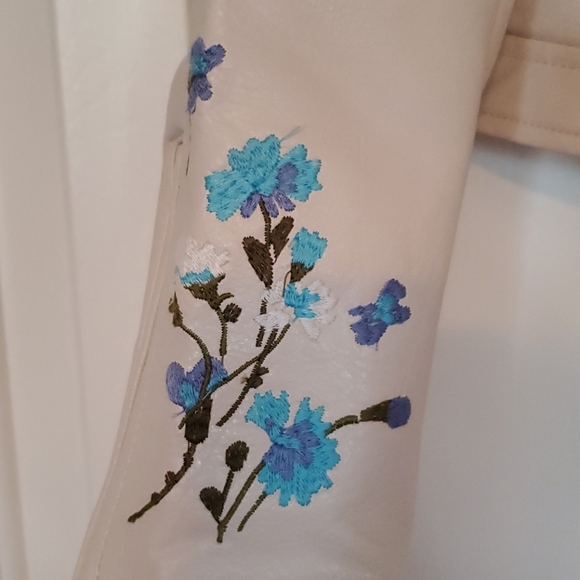 NWT Vegan Leather embroidered jacket - Picture 5 of 9